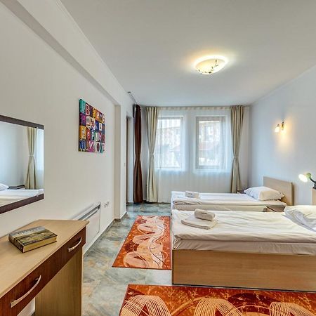 Bright And Spacious 2-Bdr Apartment With Balcony By Flat Mаnager Пампорово Екстериор снимка