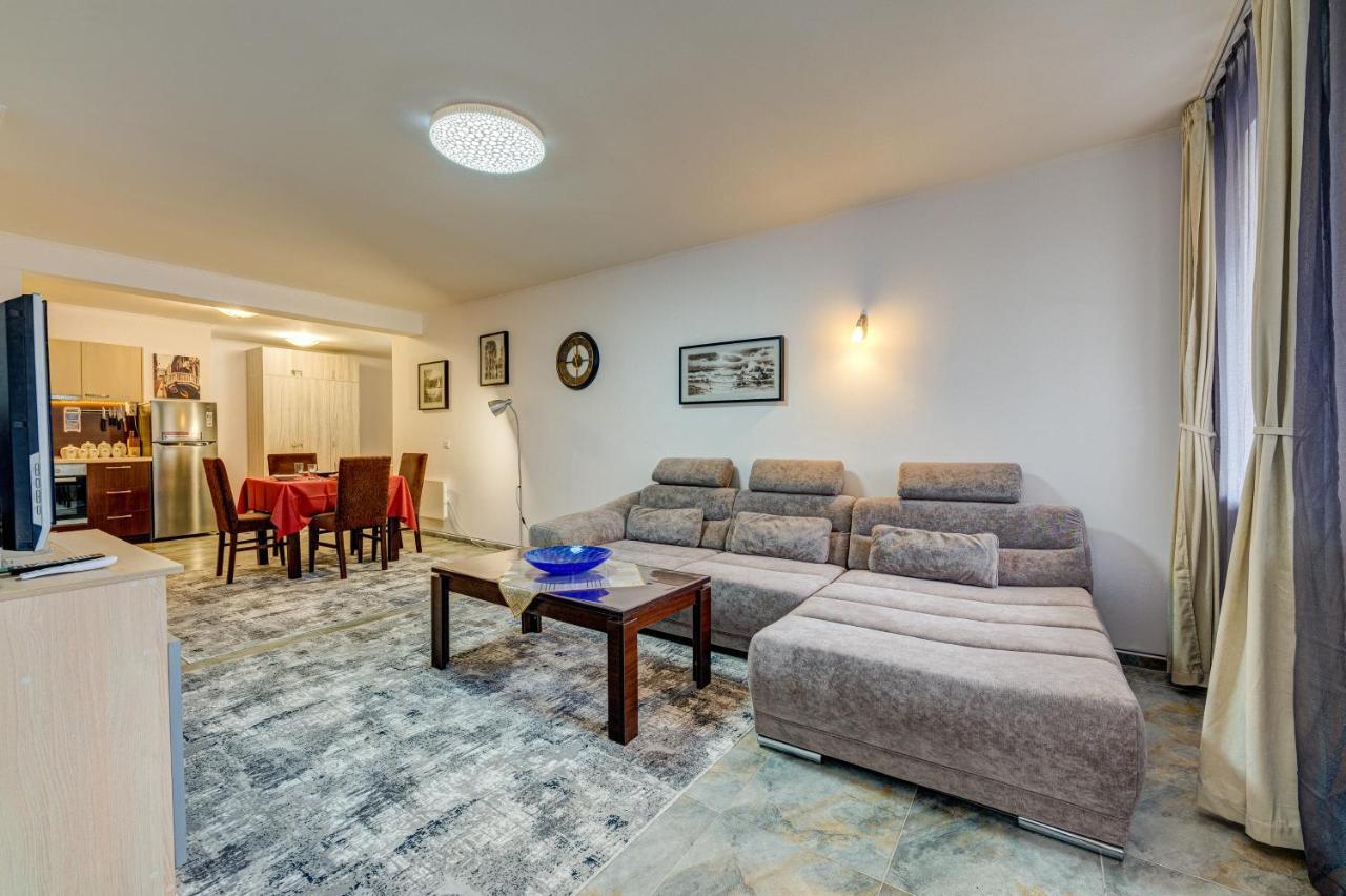 Bright And Spacious 2-Bdr Apartment With Balcony By Flat Mаnager Пампорово Екстериор снимка
